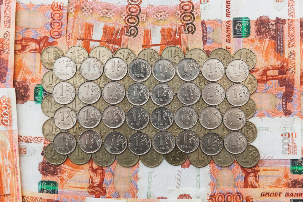 Чистая прибыль Сбера за январь-август выросла до 1,05 триллиона рублей