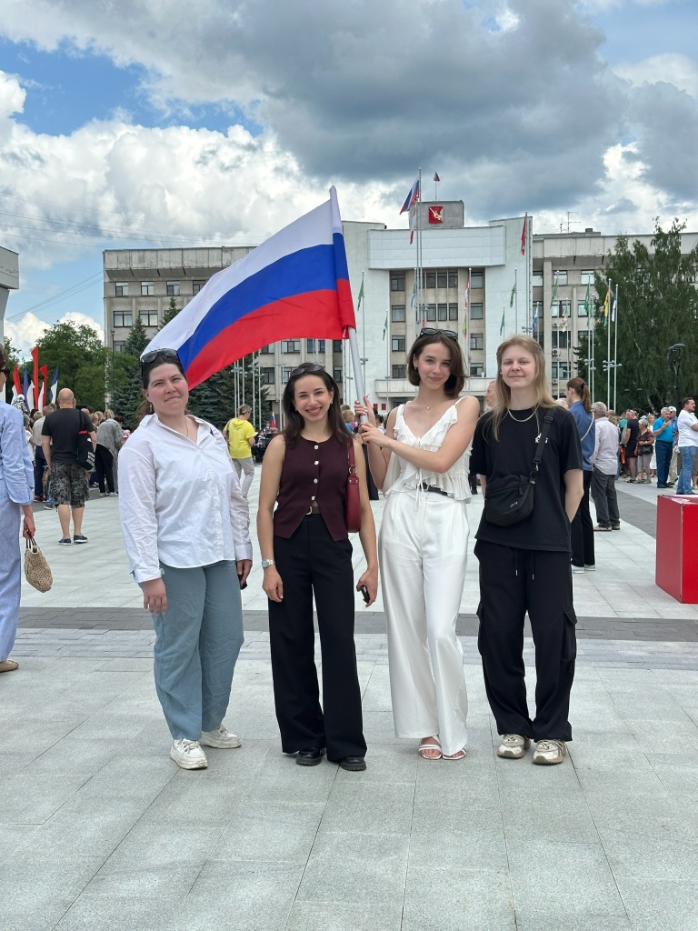 Молодёжный парламент Вологды приглашает активных молодых людей стать частью важных городских процессов Молодёжный парламент Вологды приглашает активных молодых людей стать частью важных городских процессов