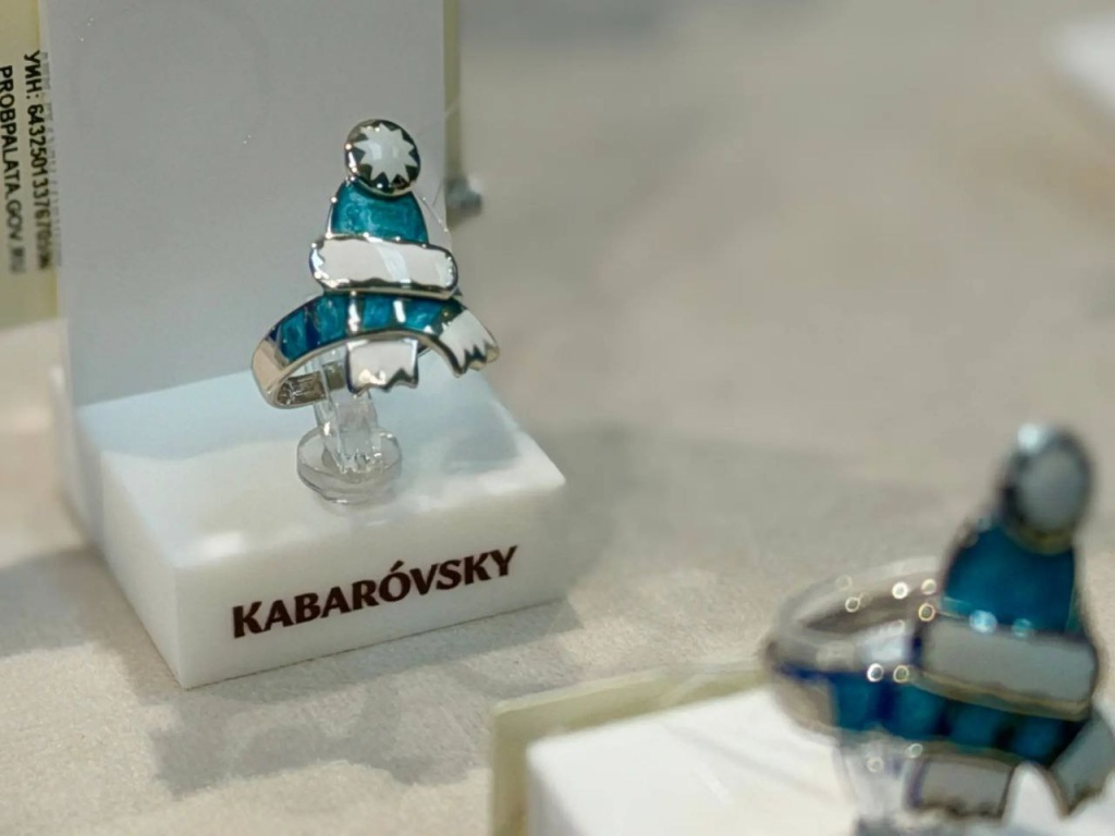 Ювелирная сказка Костромы: как Снегурочка и мастера-ювелиры покоряют три столицы России