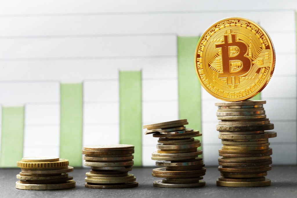 Биткоин подорожал до 67 тысяч долларов