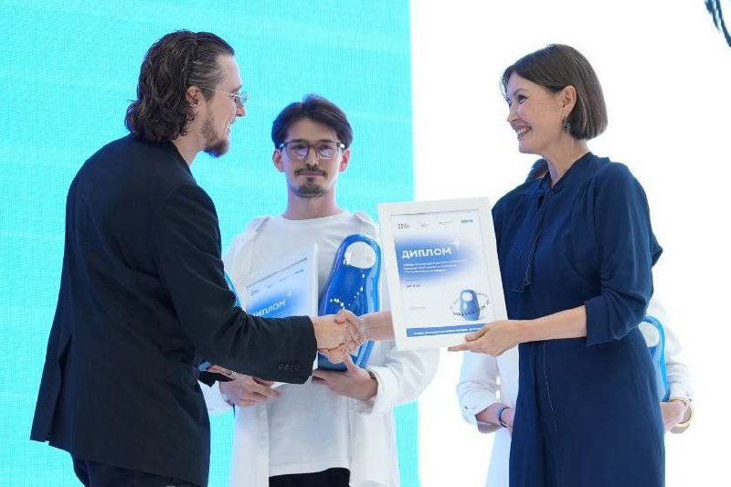 Двойная победа Мордовии на премии #ЗнайНаших: семейные бренды «Инкруа» и Chicnie покорили жюри