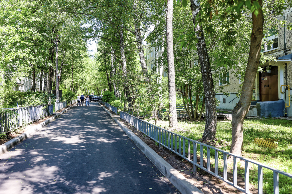 В подмосковном Красногорске приступили к благоустройству дворов В подмосковном Красногорске приступили к благоустройству дворов