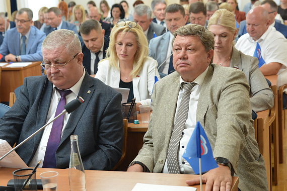 Воронежским семьям резервистов, заключивших контракт с Министерством обороны, будут предоставляться льготы в школах и детских садах Воронежским семьям резервистов, заключивших контракт с Министерством обороны, будут предоставляться льготы в школах и детских садах