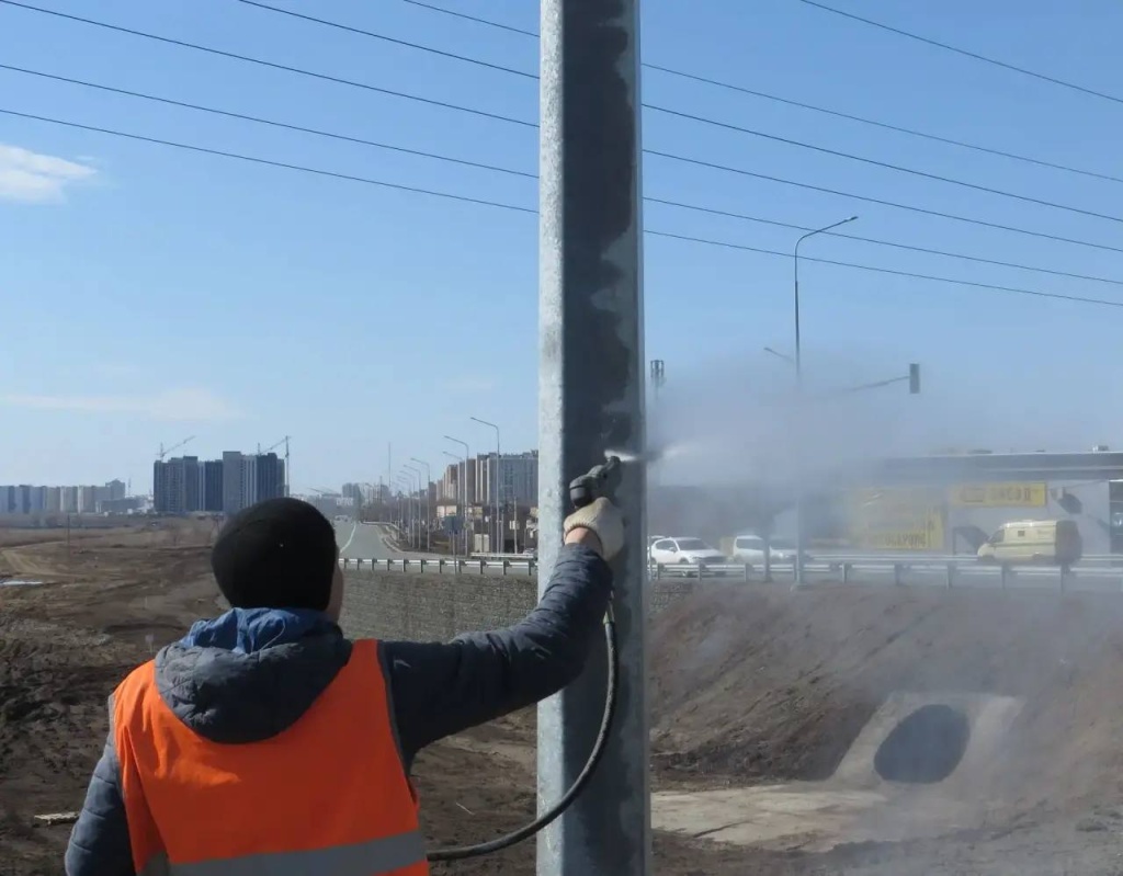 В Оренбургской области началась подготовка дорожной сети к летнему сезону