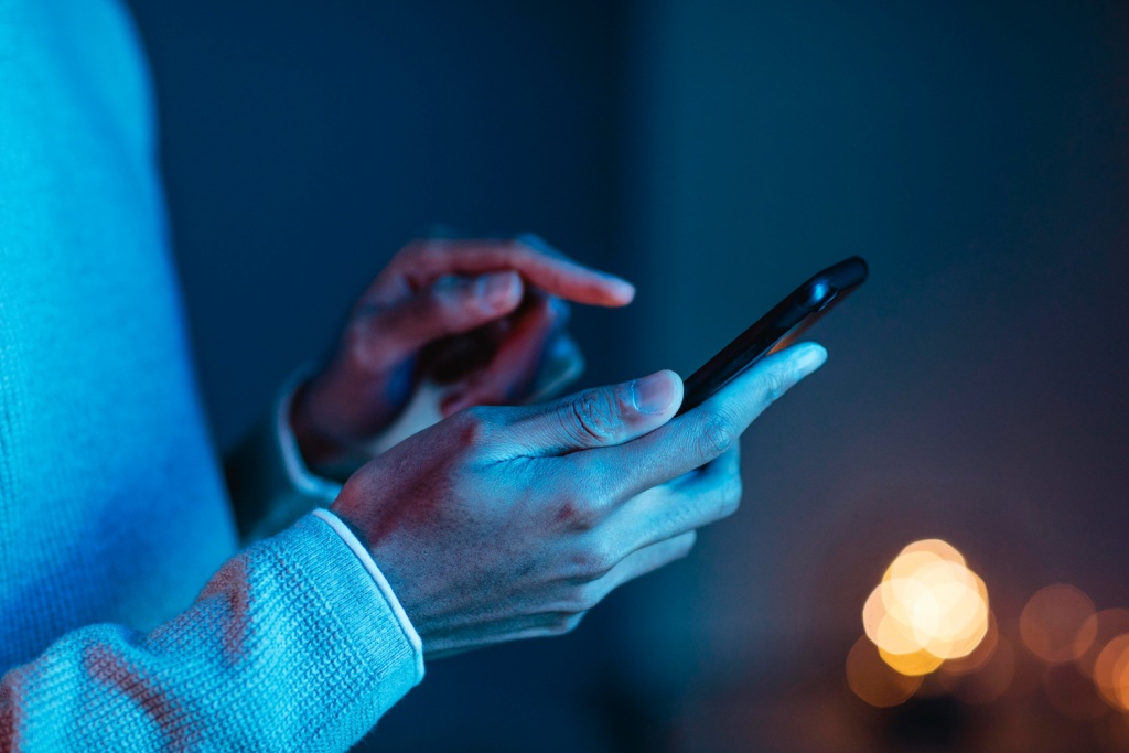 Оператор Ростелеком выполнил требование ФАС и убрал наценку за мобильную связь для пользователей в Крыму