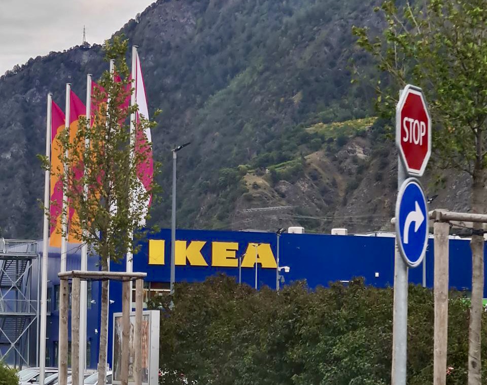 Ikea избавилась от последних активов в России