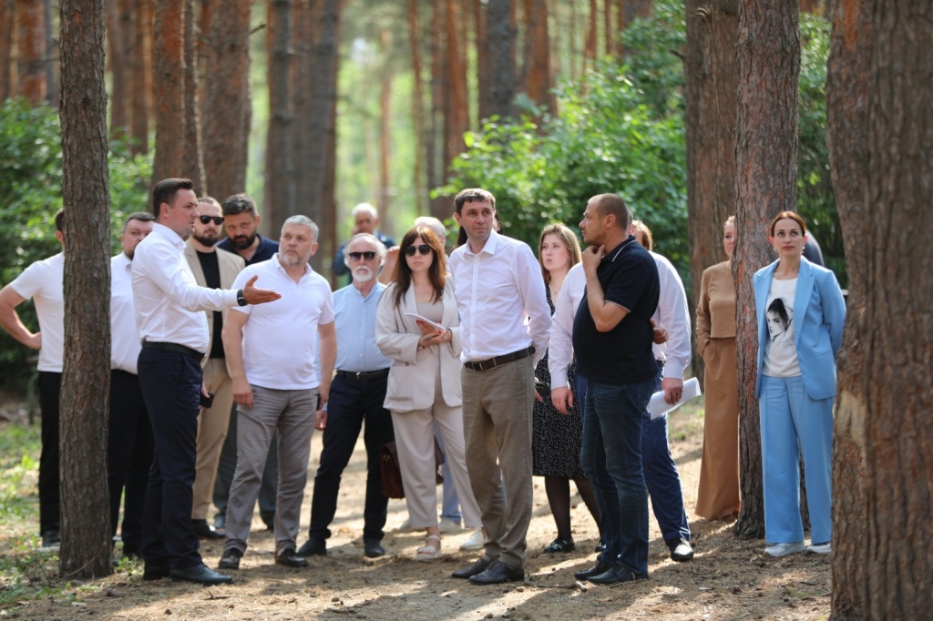 Сергей Петрин оценил, как обновляется воронежский парк «Танаис»