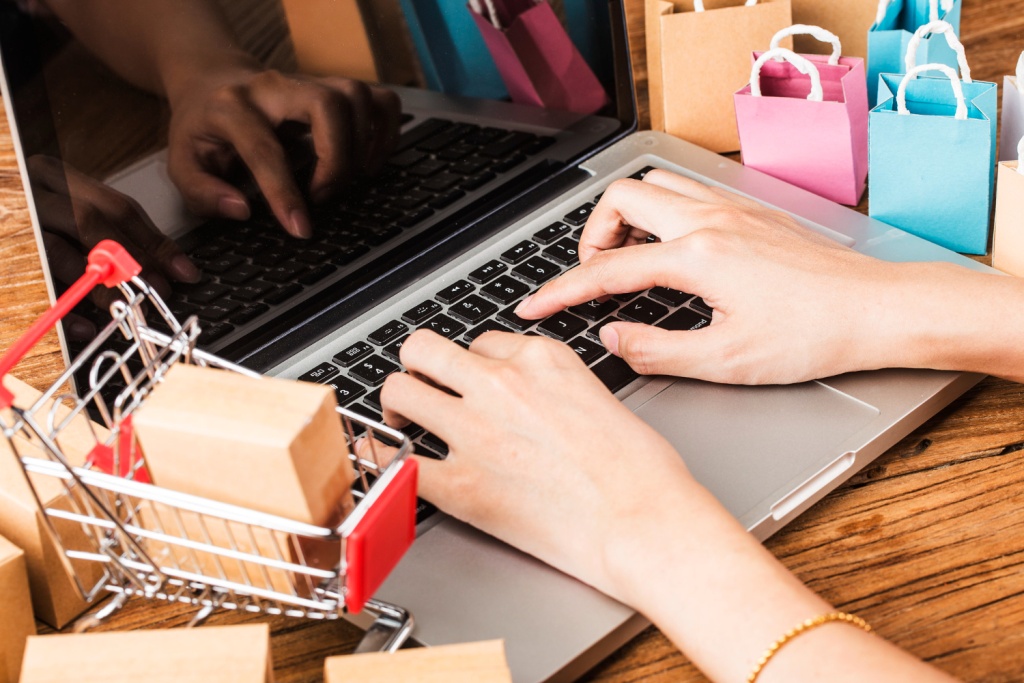 Российский онлайн-ретейл вырос более, чем на 40% в 2024 году