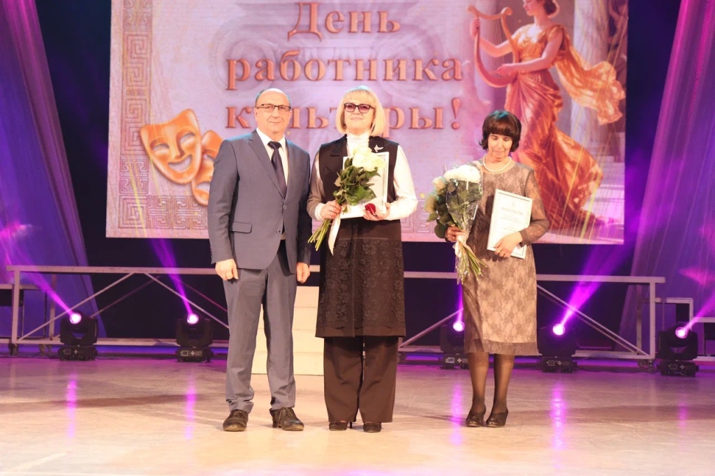 В Иванове чествовали лауреатов премии «Триумф»: педагоги получили заслуженные награды