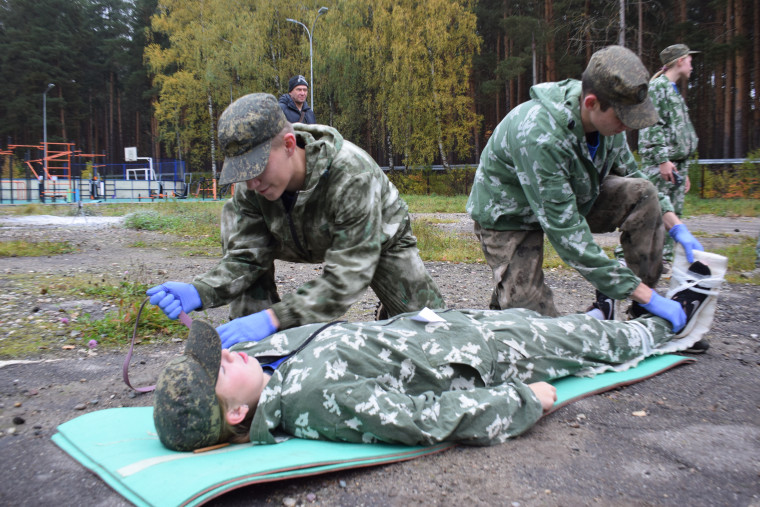 В Иванове завершились состязания городской «Школы безопасности» В Иванове завершились состязания городской «Школы безопасности»