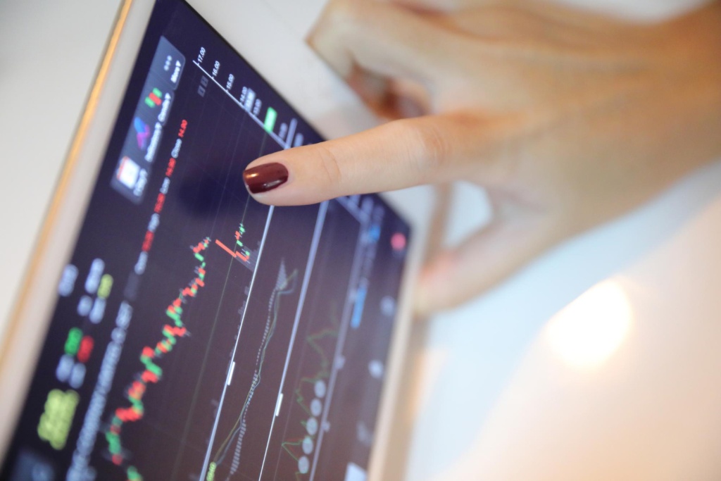 Алдамберген: необходимо прекратить участие Мосбиржи в капитале казахстанской KASE