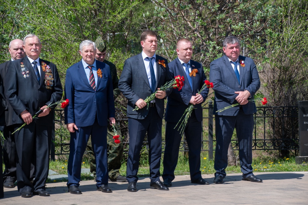 День Победы в Воронеже: депутаты вместе с жителями почтили память героев и поздравили ветеранов