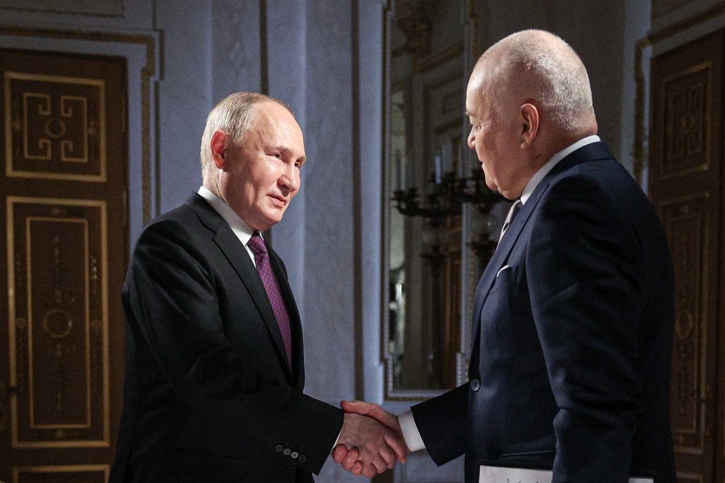 Путин допустил переход России к прогрессивному налогообложению