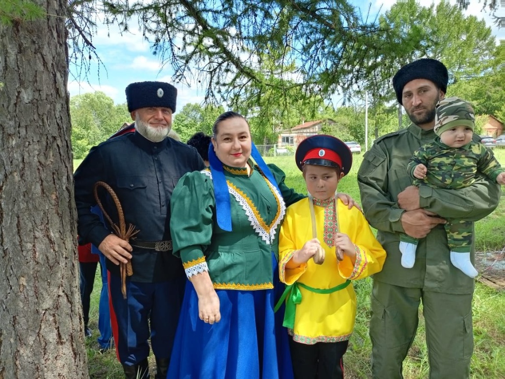 "Наурские щи" объединили гостей: Фестиваль казачьей культуры прошел в Шишкеево