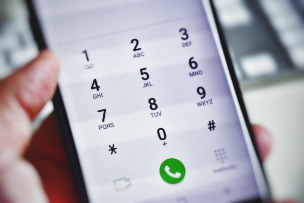 В России определят список организаций для массовых звонков