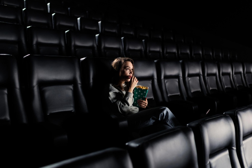 «Ъ»: теневой прокат не помог кинотеатрам нарастить выручку «Ъ»: теневой прокат не помог кинотеатрам нарастить выручку