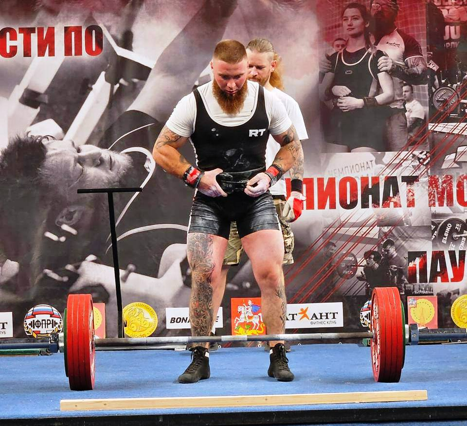 Пауэрлифтеры городского округа Пушкинский ярко выступили на чемпионате Подмосковья