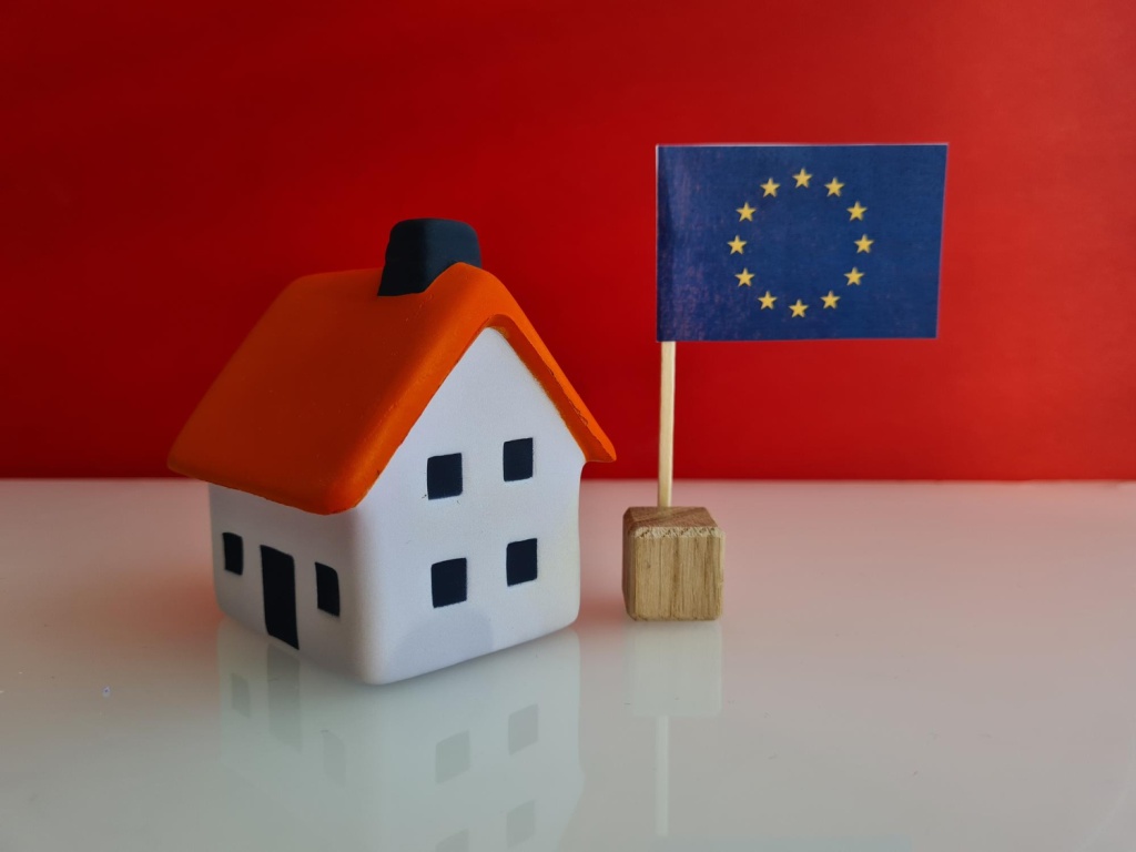 Граждане РФ стали активнее покупать недвижимость в Европе