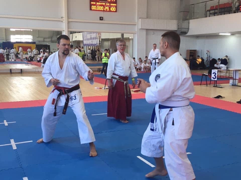 Мэр Иркутска наградил победителей и призеров Чемпионата Мира по всестилевому каратэ 