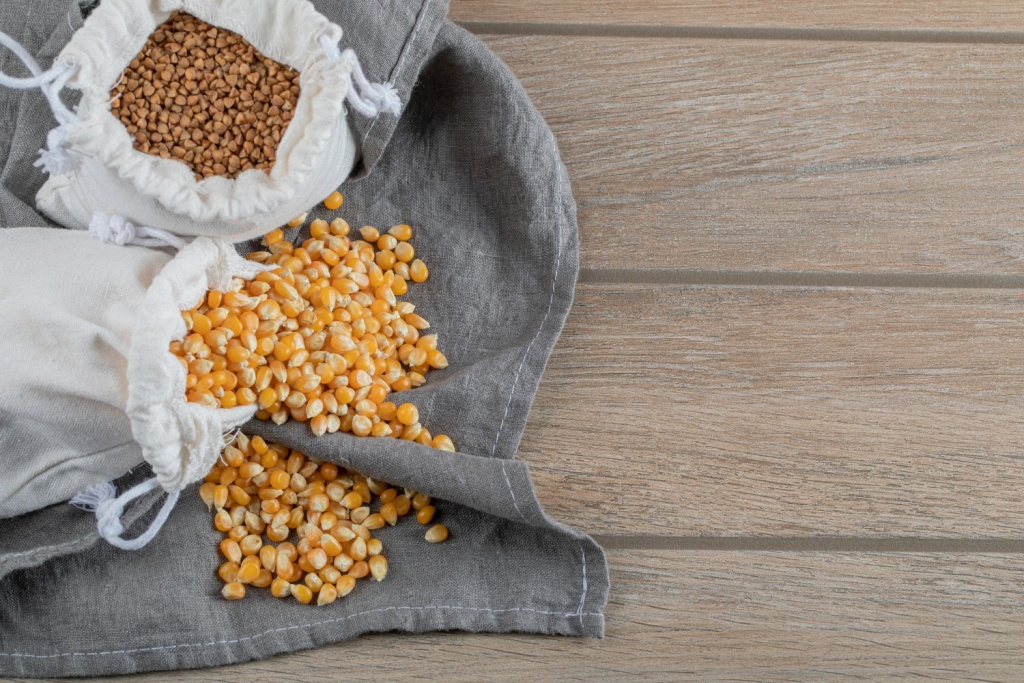 Минсельхоз: импорт семян в Россию за год снизился в 2,5 раза Минсельхоз: импорт семян в Россию за год снизился в 2,5 раза