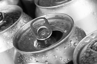 Система маркировки остановила продажу партий воды и газировки из Армении