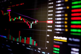 Индекс Мосбиржи упал до минимума с начала 2023 года